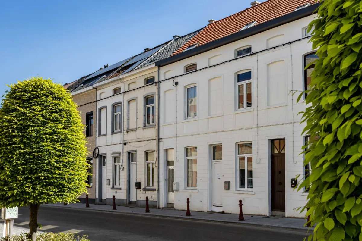 Huis te  koop in Geraardsbergen 9500 110000.00€ 4 slaapkamers 82.34m² - Zoekertje 820368
