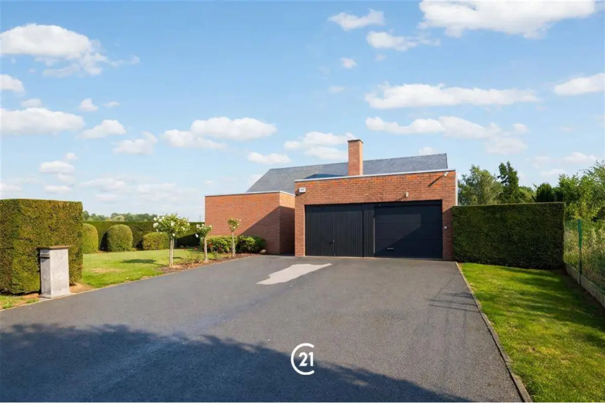 Huis te  koop in Oudenaarde 9700 397000.00€ 4 slaapkamers 200.00m² - Zoekertje 821529