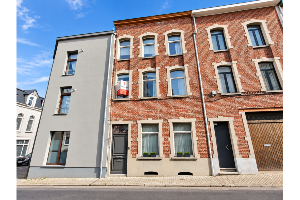 Huis te  koop in Geraardsbergen 9500 245000.00€ 2 slaapkamers m² - Zoekertje 822598