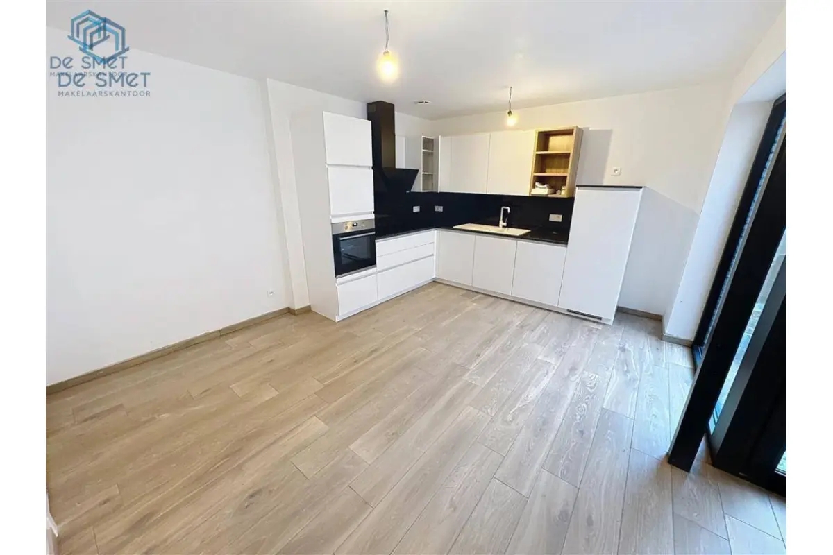 Appartement te  koop in Zandbergen 9506 300000.00€ 2 slaapkamers 83.98m² - Zoekertje 823381