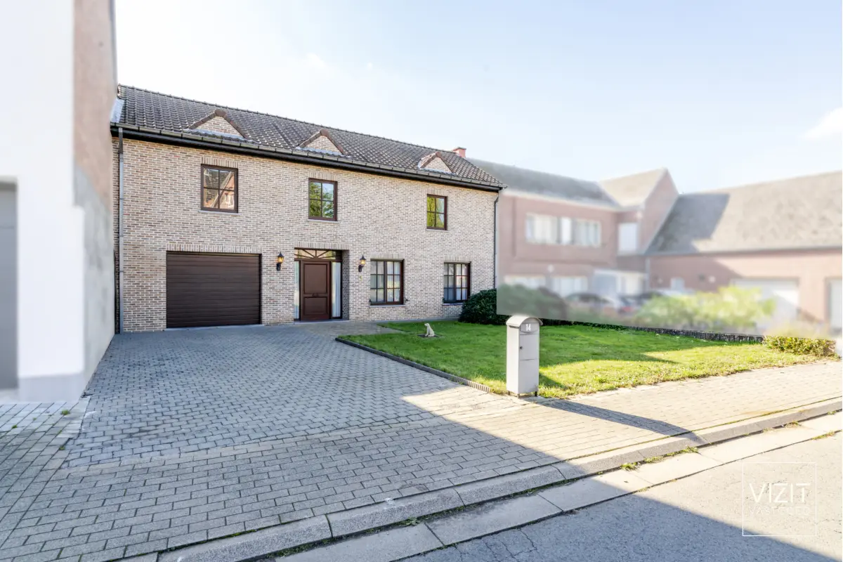 Huis te  koop in Voorde 9400 415000.00€ 2 slaapkamers 162.00m² - Zoekertje 824768