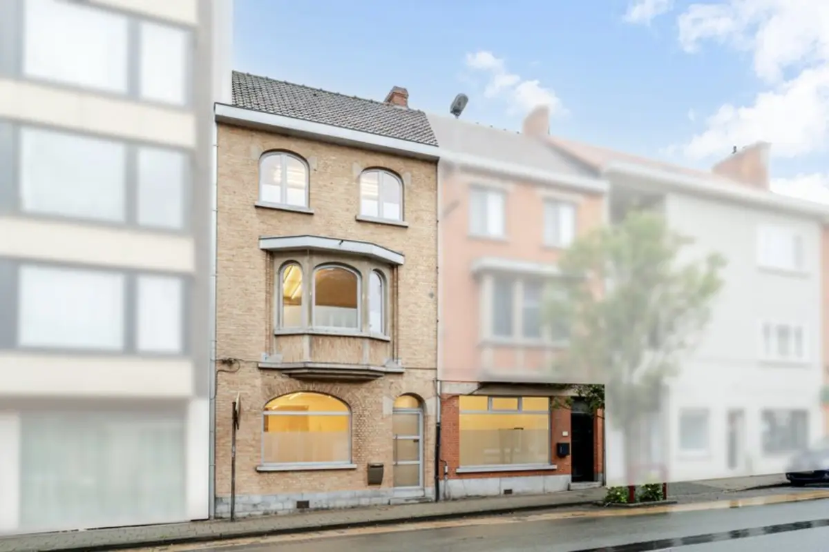 Huis te  koop in Deinze 9800 295000.00€ 3 slaapkamers 170.00m² - Zoekertje 824543