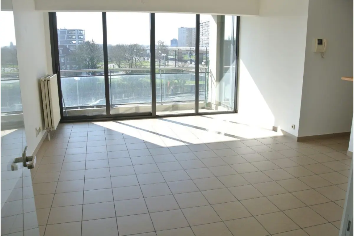 Appartement te  huur in Gent 9000 900.00€ 2 slaapkamers m² - Zoekertje 824524