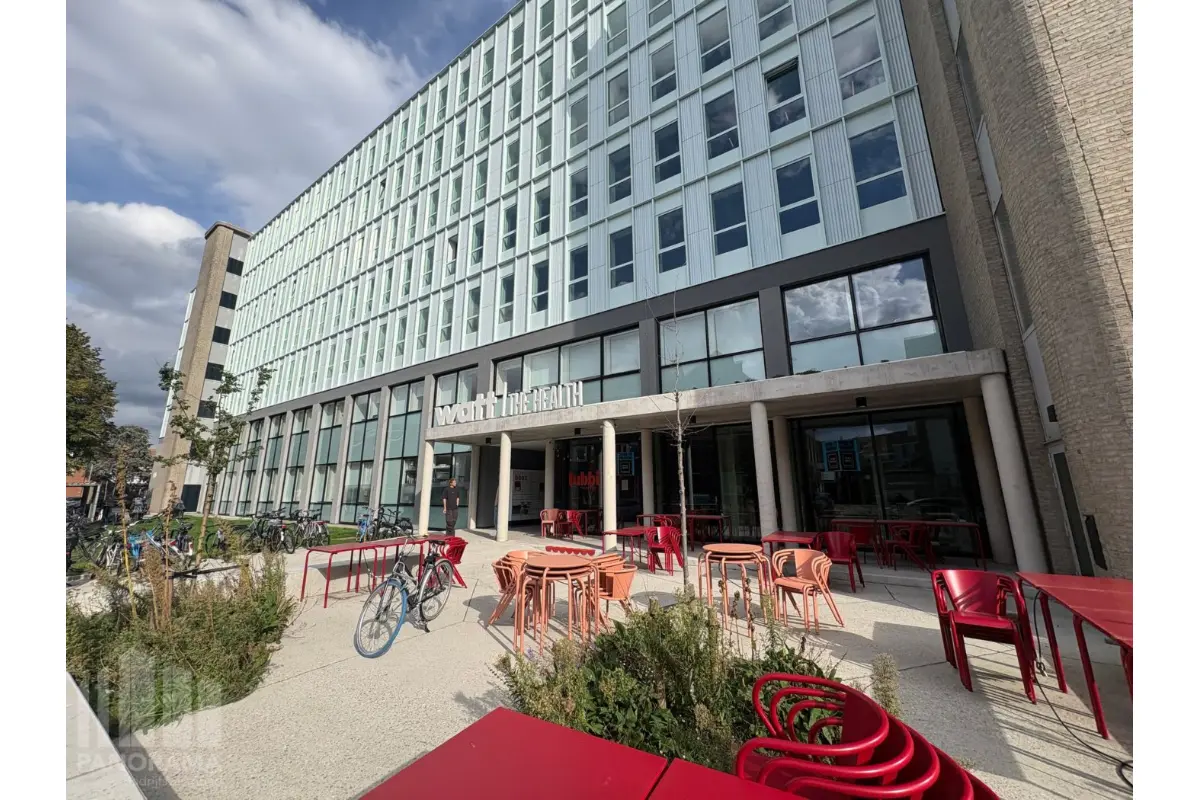 Handelszaak te  huur in Gentbrugge 9050 3300.00€  slaapkamers 46.00m² - Zoekertje 826773