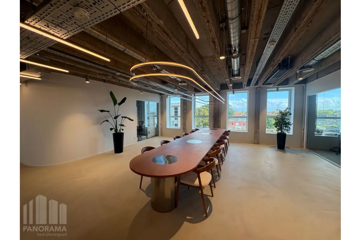 Handelszaak te  huur in Gentbrugge 9050 8100.00€  slaapkamers 170.00m² - Zoekertje 826772