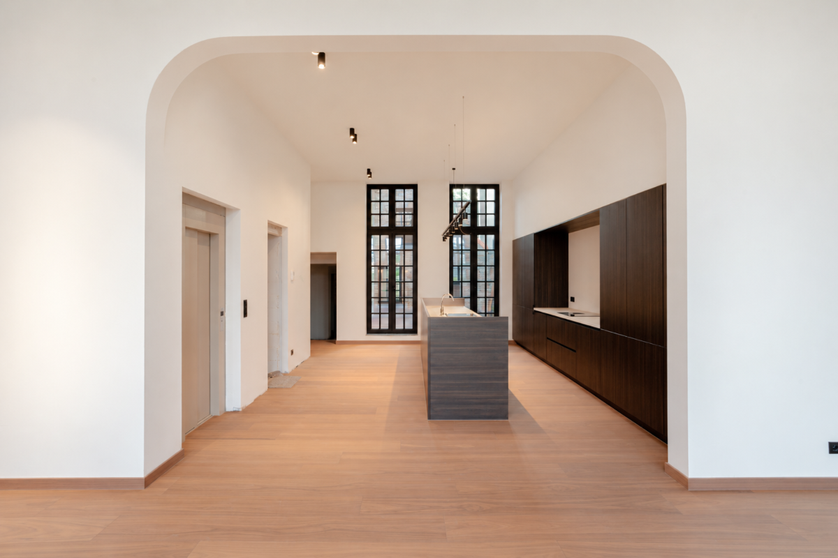 Appartement te  huur in Gent 9000 0.00€ 2 slaapkamers 147.00m² - Zoekertje 826267