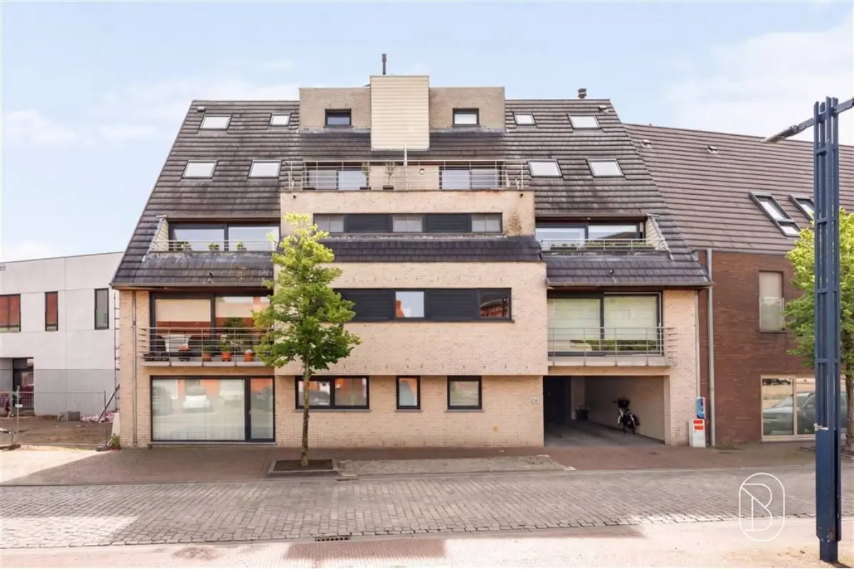 Appartement te  koop in Berchem 9690 224000.00€ 2 slaapkamers 99.00m² - Zoekertje 827021