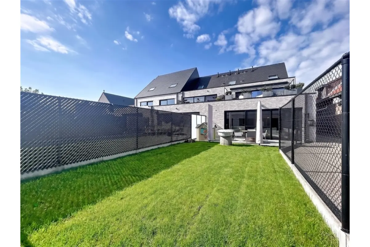 Benedenverdieping te  koop in Sint-Pauwels 9170 385000.00€ 2 slaapkamers 104.00m² - Zoekertje 828390