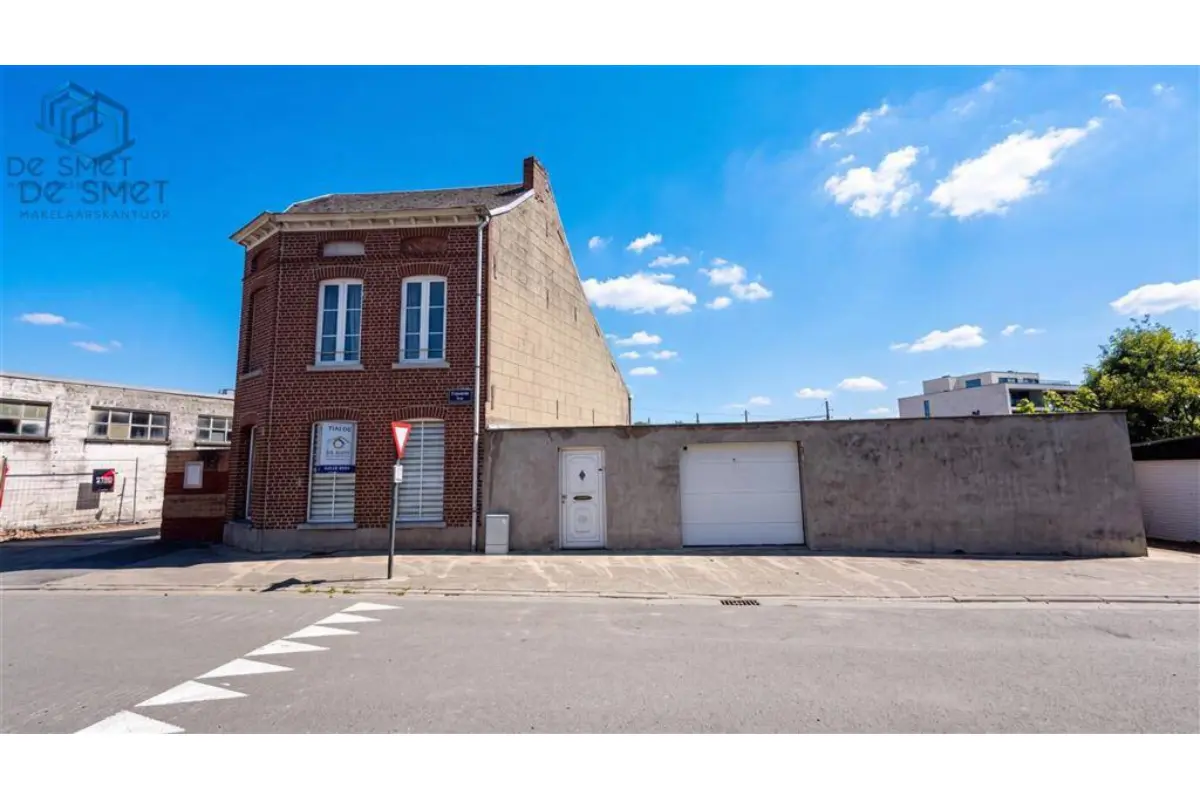Huis te  koop in Geraardsbergen 9500 165000.00€ 3 slaapkamers 167.00m² - Zoekertje 828131
