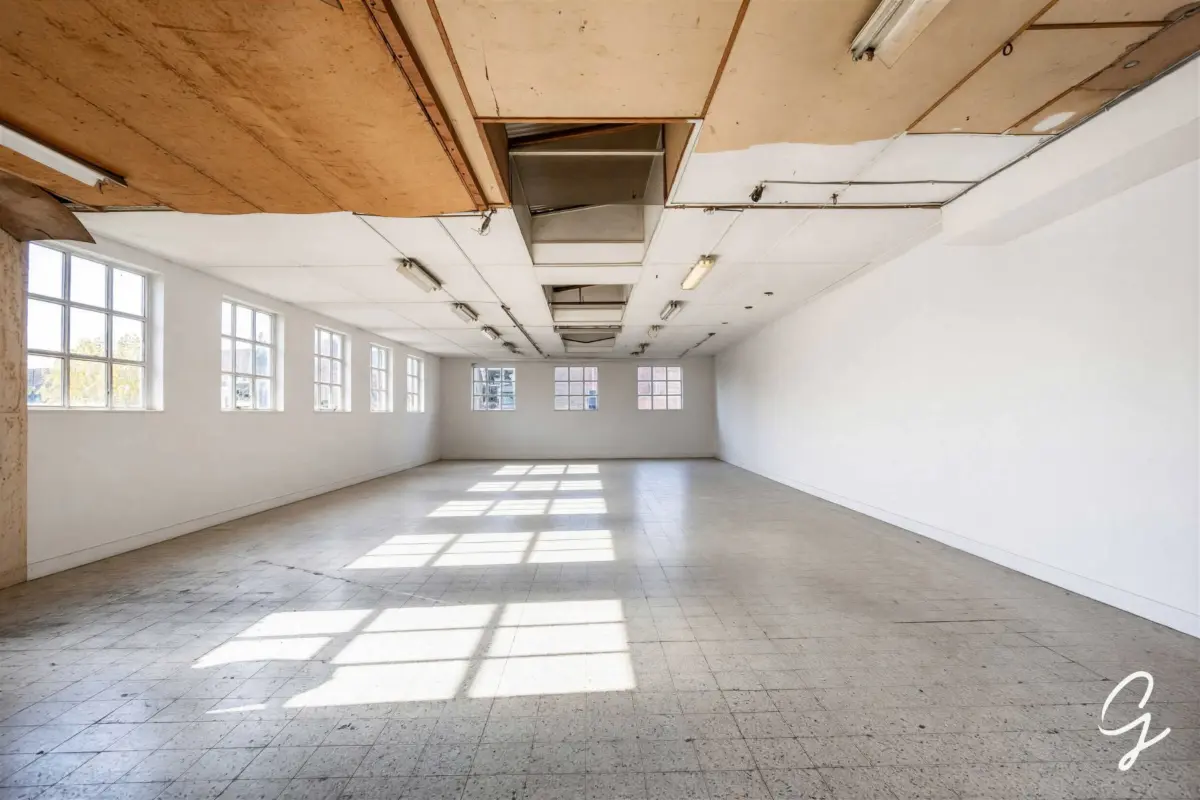 Huis te  koop in Geraardsbergen 9500 107500.00€  slaapkamers 210.00m² - Zoekertje 829360