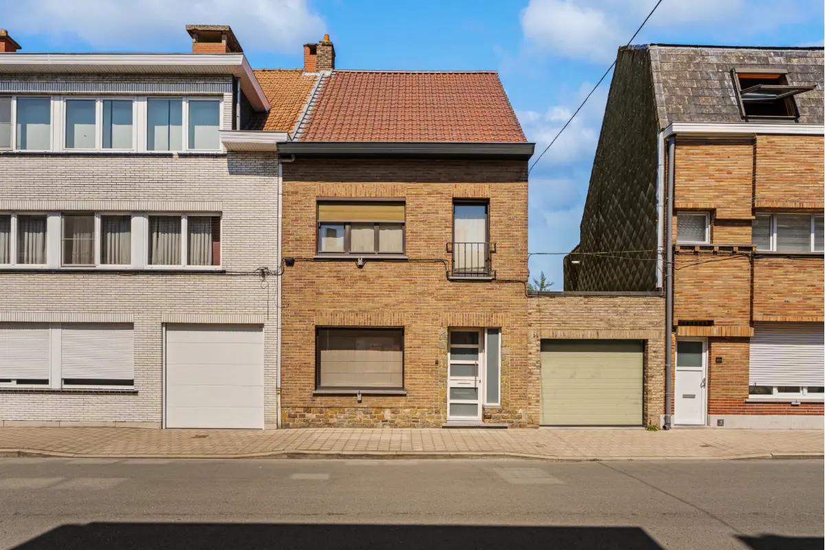 Huis te  koop in Gentbrugge 9050 299000.00€ 3 slaapkamers 131.00m² - Zoekertje 829857