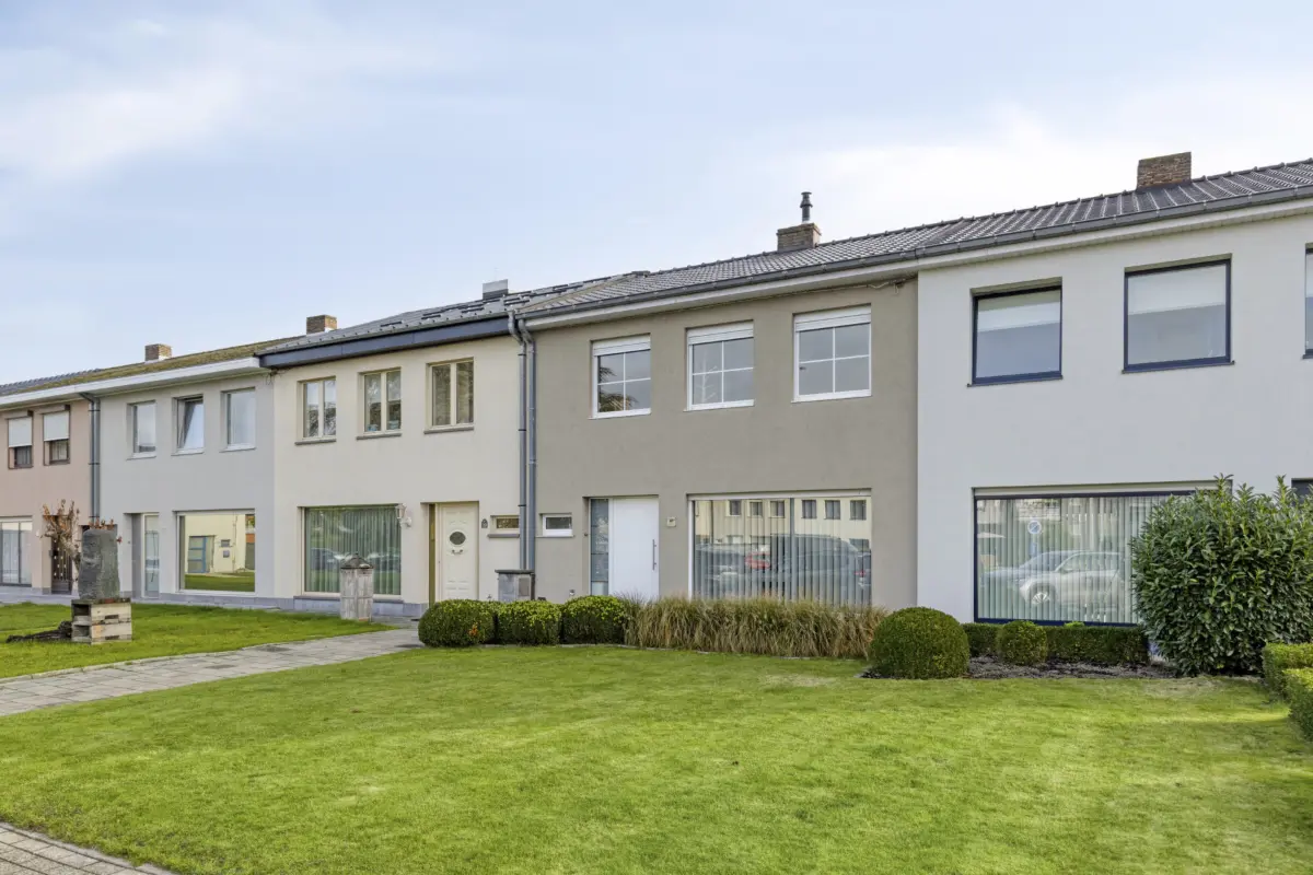 Huis te  koop in Wetteren 9230 260000.00€ 3 slaapkamers 140.00m² - Zoekertje 829941